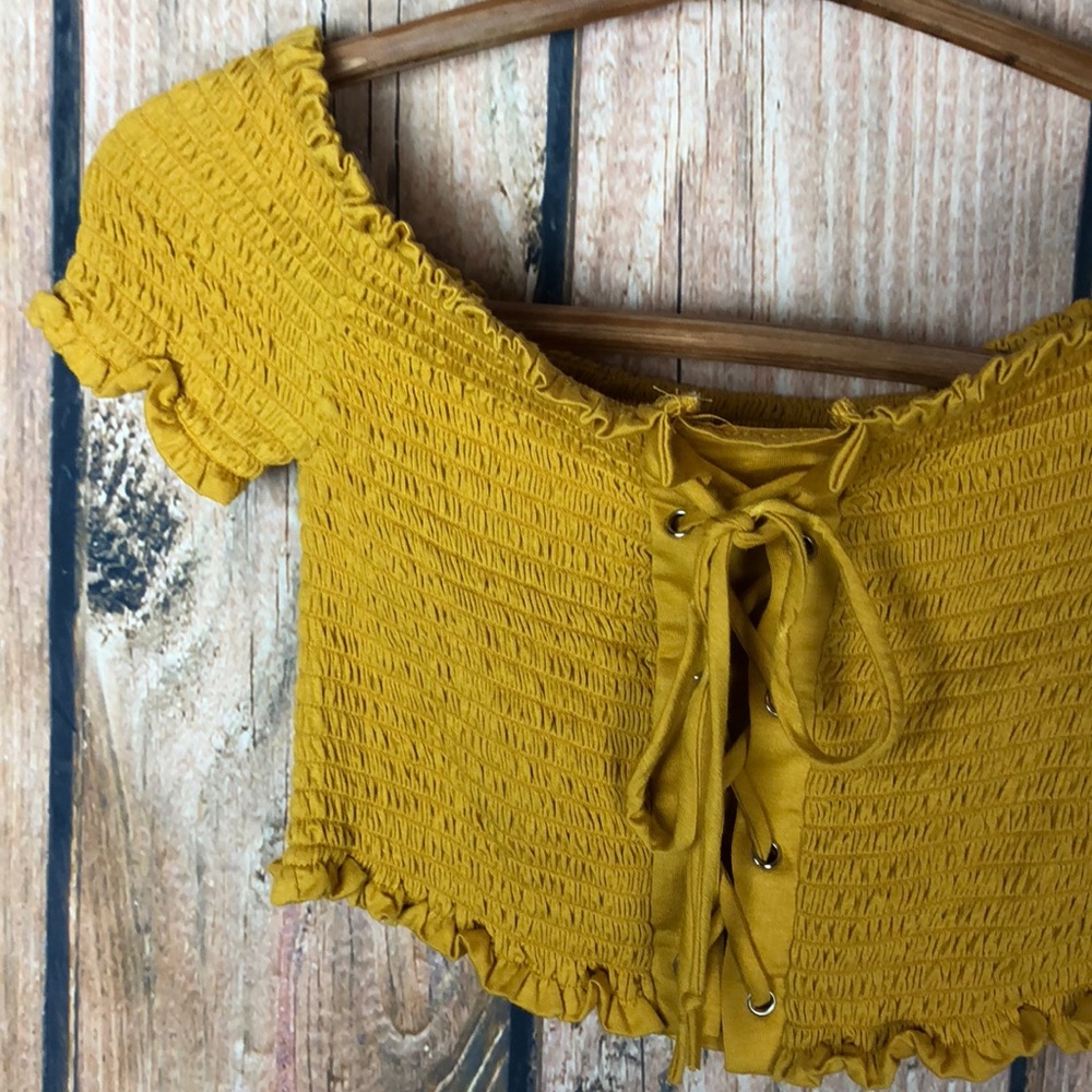 Crop top - Picture 2 of 6